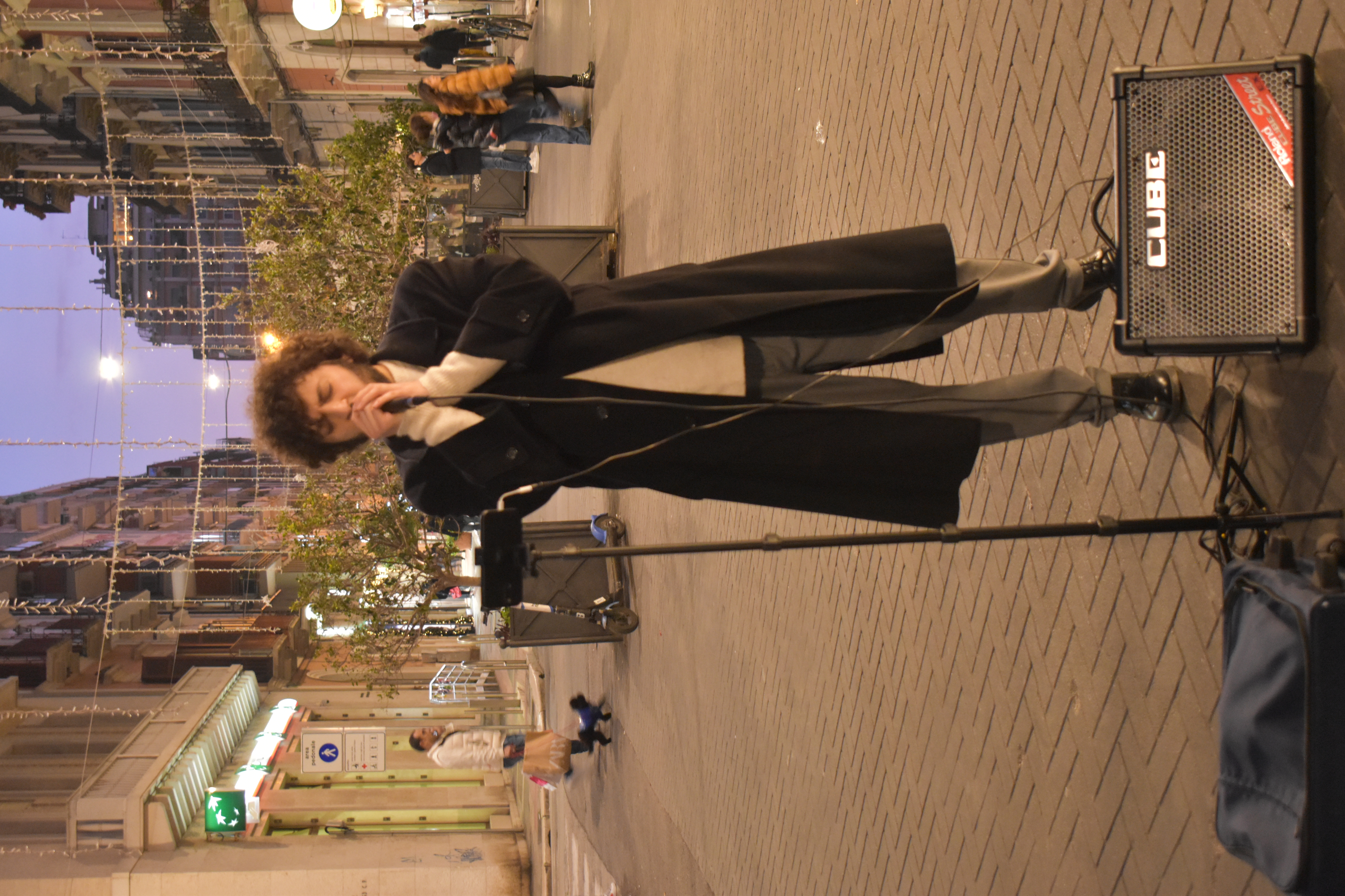 Singer Songwriter-Luciano Jurgen Live