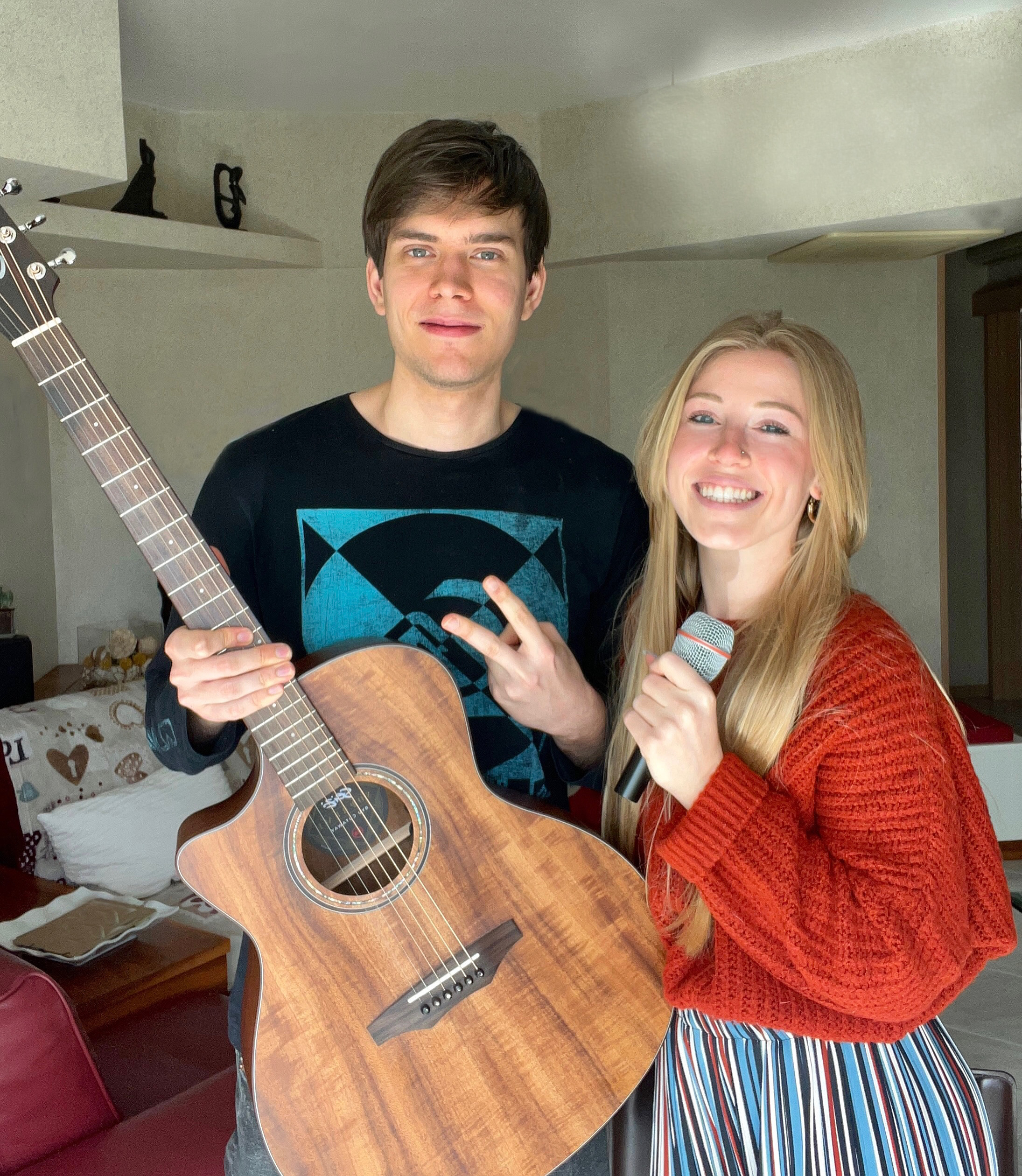 2Quarters Acoustic Duo