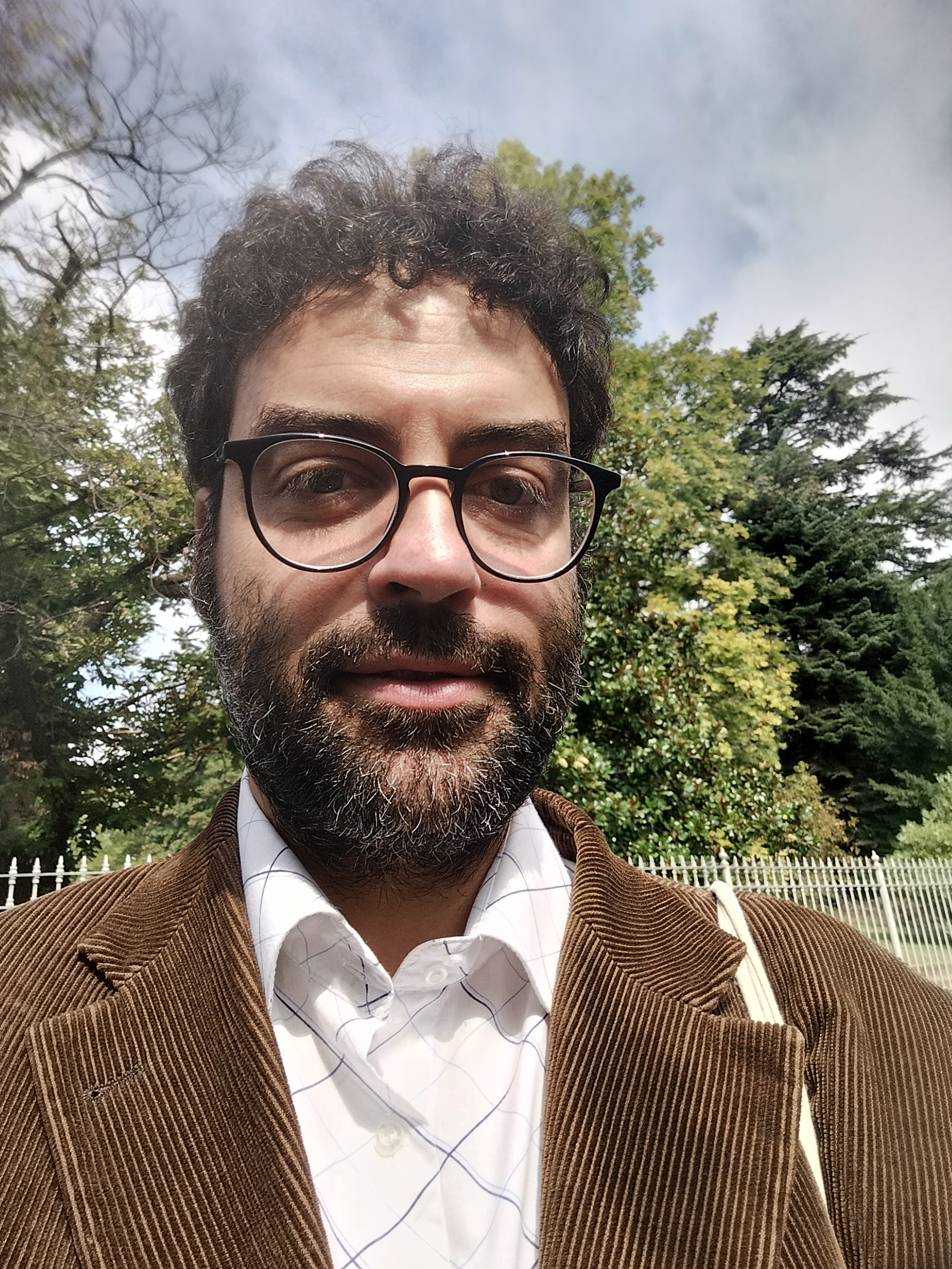 Simone Cosentino cantautore